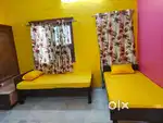 2 Sharing Boy's Paying Guest Available At Sayajigunj.