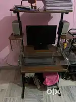 Computer pc Dual core with LED keyboard mouse ups and computer table