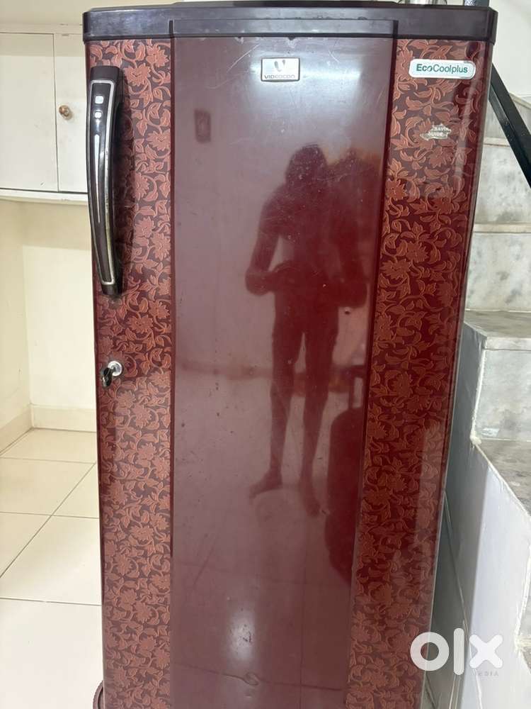 Fridge  180 ltr.
