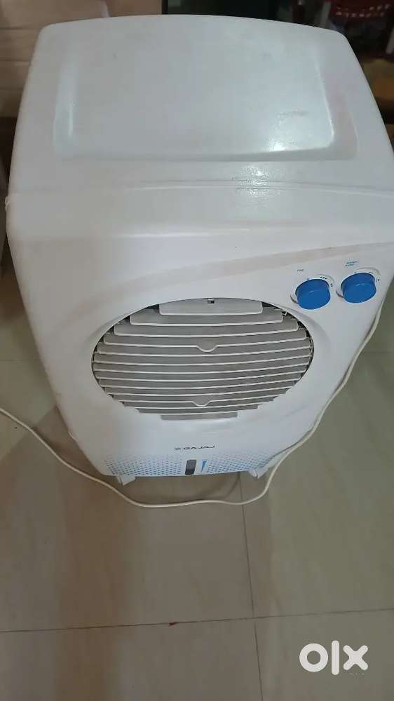 Bajaj cooler  6 months use  need to sale anyone interested pls call