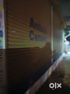 Shop for rent for Storage purpose  at kakkanad infopark road only15000