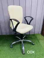 Basic chair on rent