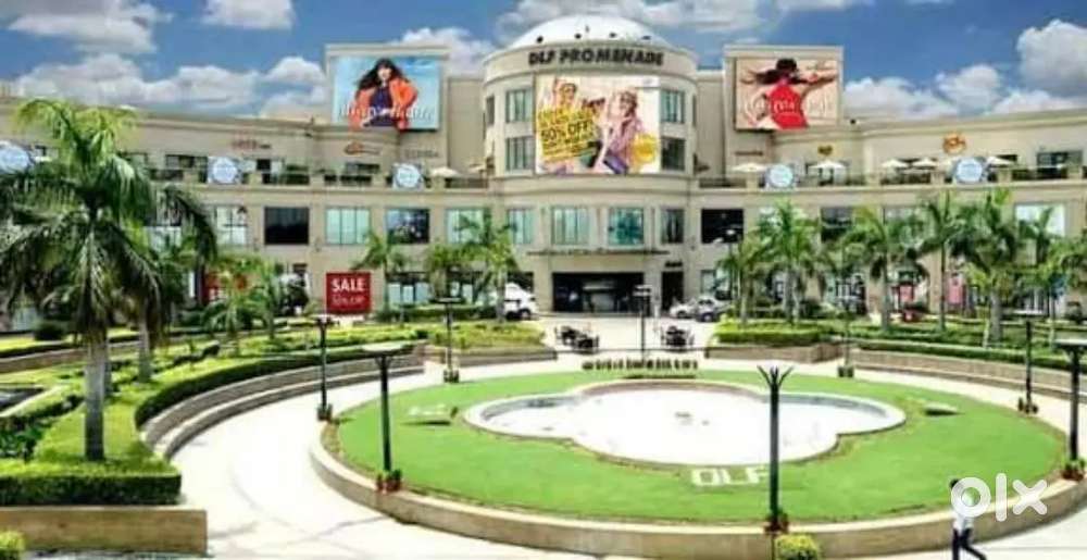 Ground staff in Shopping Mall ;