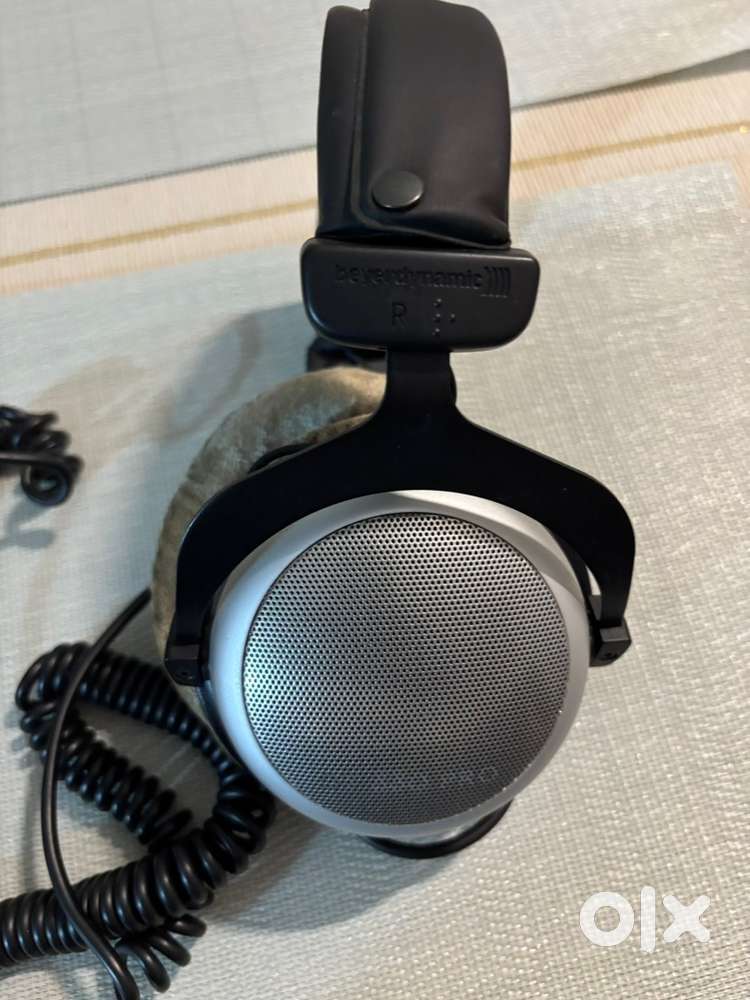 Beyer dynamic DT 8080 Pro headphones