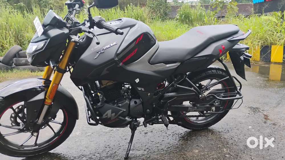 Well maintained new hero Xtreme 160R 4V