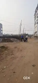 10000 squire feat plot for sale location Avanti Vihar price 4700 fina