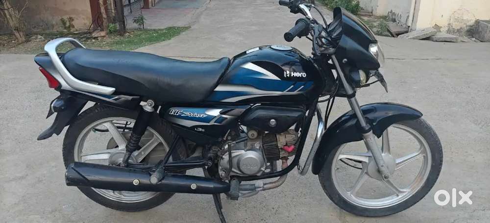 HERO HF-DELUXE SELF
MODEL 2016
OWNER 1ST
Run.25000km
RATE 33000/-