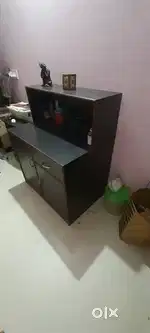 Mini wardrobe