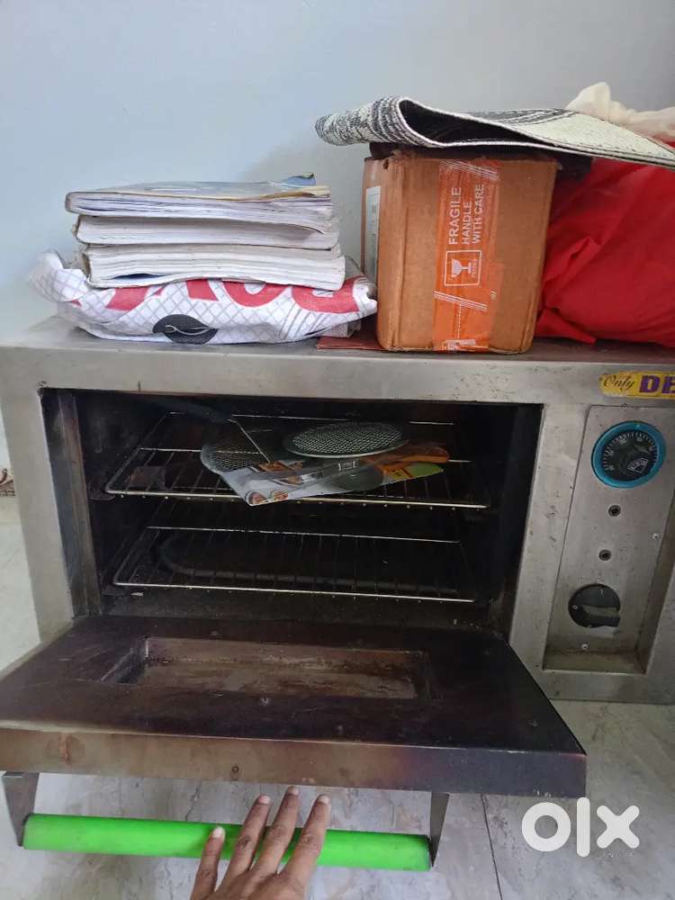 Urgent sell pizza oven