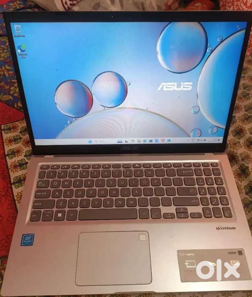 Asus vivobook 15 x515ea i3 11th gen 8gb ram 512gb ssd