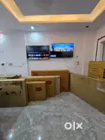 CINEMA FEEL TCL 65 INCH 4K ULTRA HD SMART TV!!SMART FEATURES AND WIFI!