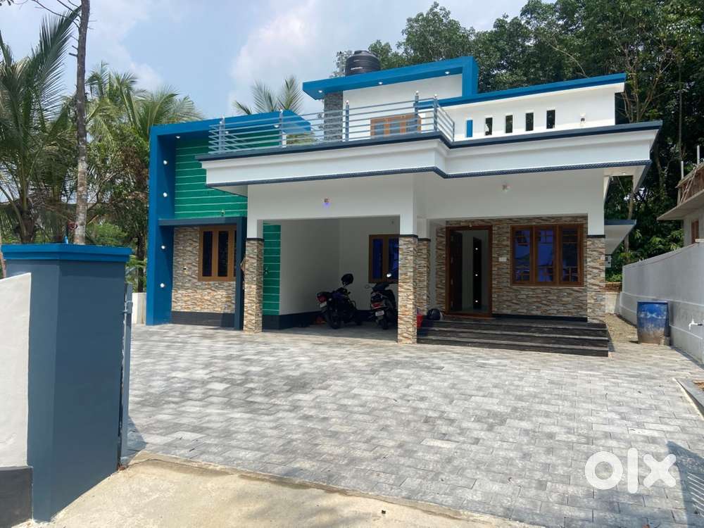 New.  HOUSE.   ETTUMANOOR.    KURUPANTHARA