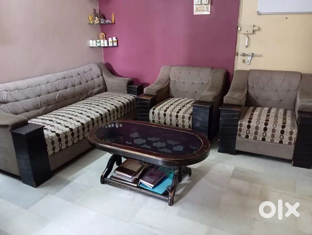 Sofa(3+1+1) with Table