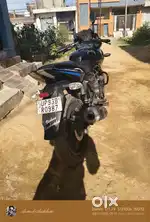 Gadi mein Koi Kami nahin Hai badhiya condition acchi gadi hai