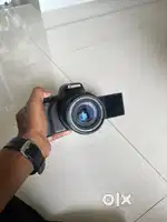 Canon 200d single handed almost new condition