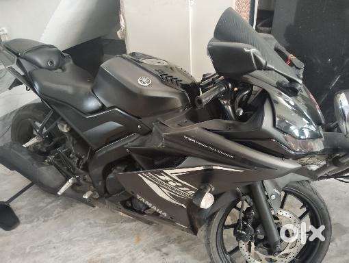 R15 black mate 150 cc time pass wale msg na kre