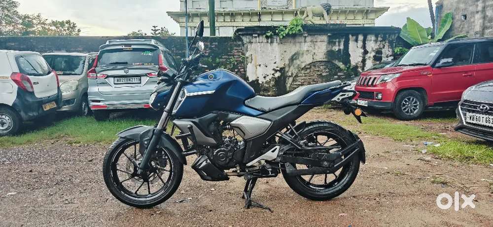 Yamaha FZS V3