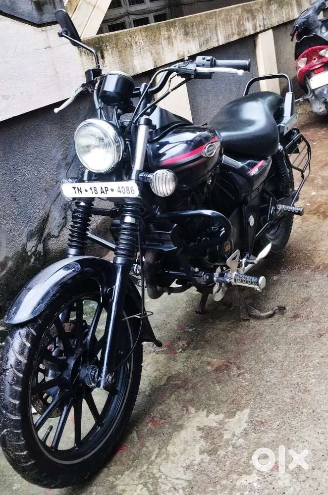 Avanger 220 street 2018 BS4