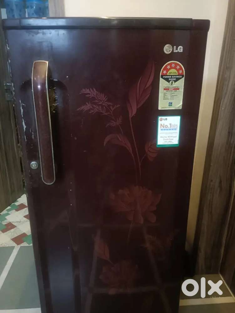 LG fridge in good condition