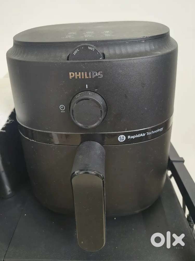 Philips 4.2 Litre Airfryer with Rapid Air Technology - NA120/00