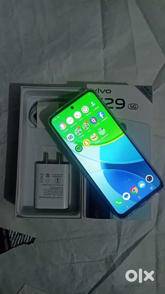 Vivo Y29 5G 4GB RAM and 128 GB Memory