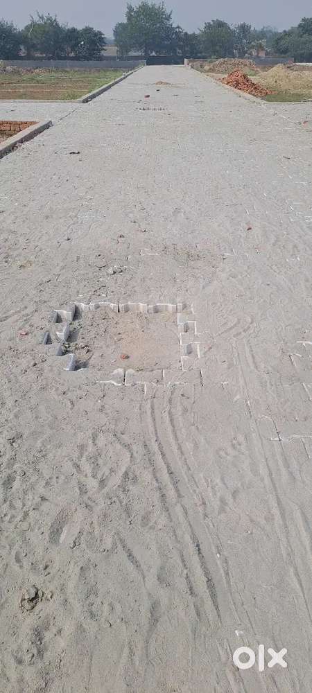 Noida Extension sector 12 plot available