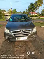 Toyota Innova 2015 2.5V 7 seater top model Diesel
