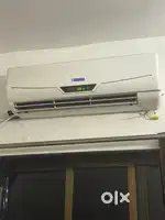 SPILIT AC IN PERFECT CONDITION