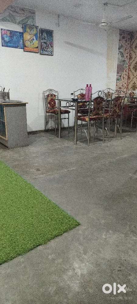 I need 2 waiter suppler boy and one chinese mistir