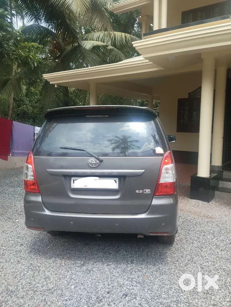 Toyota Innova 2012 Diesel 143000 Km Driven