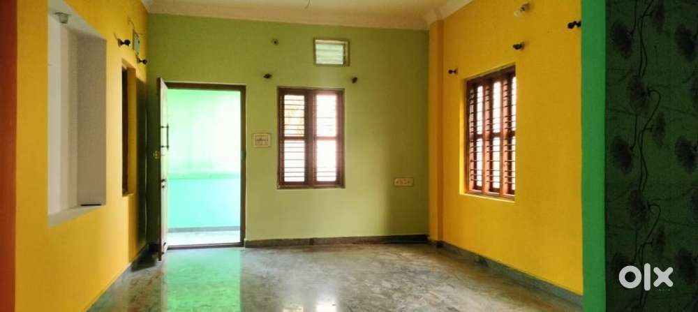 2bhk house for lease at Thanisandra