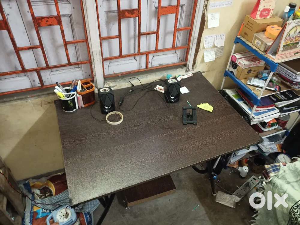 Folding Study table