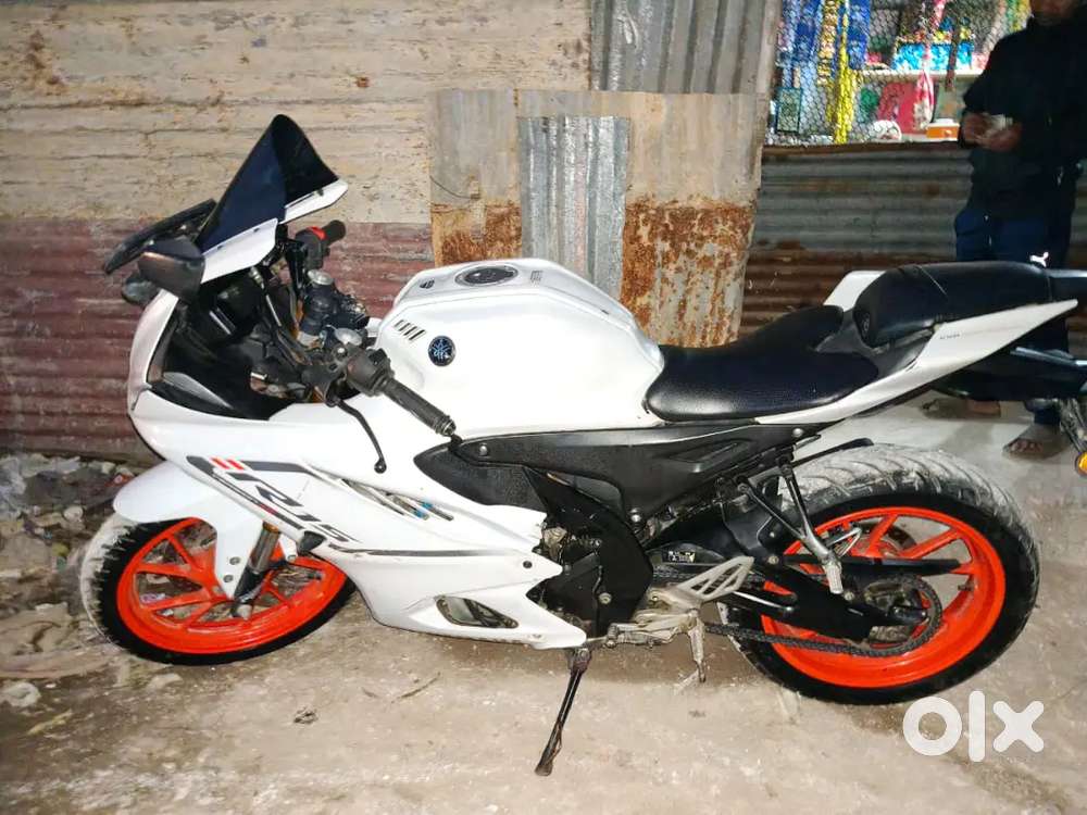 R15 2023 model is for sale