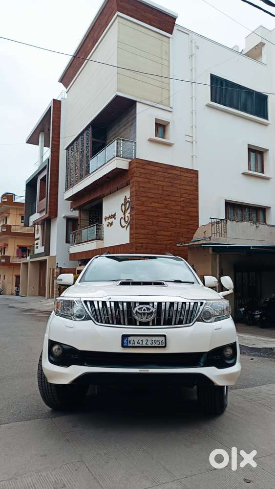 Toyota Fortuner 3.0 4X4 Limited Edition MT, 2014, Diesel