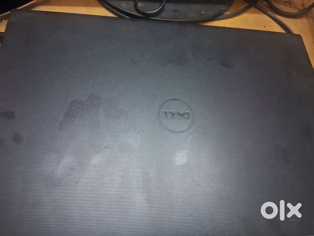 Dell laptop dellss new battrys