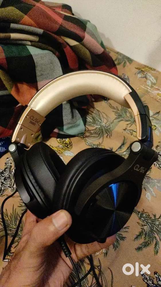 Headphones