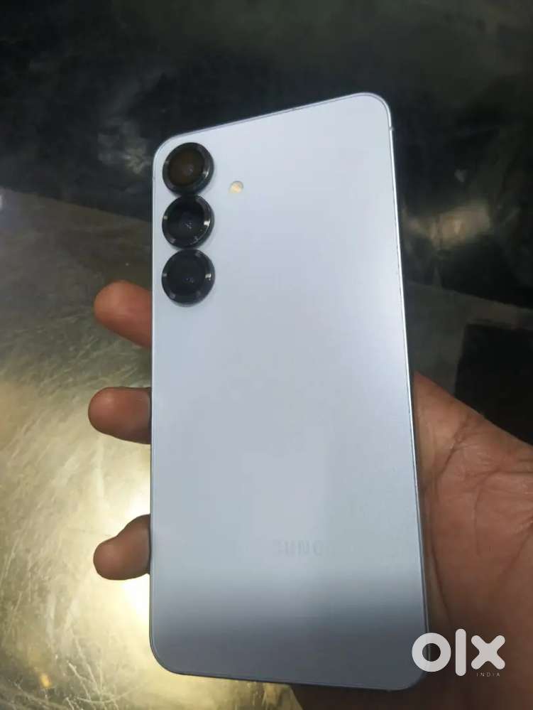 Samsung s25 12/512