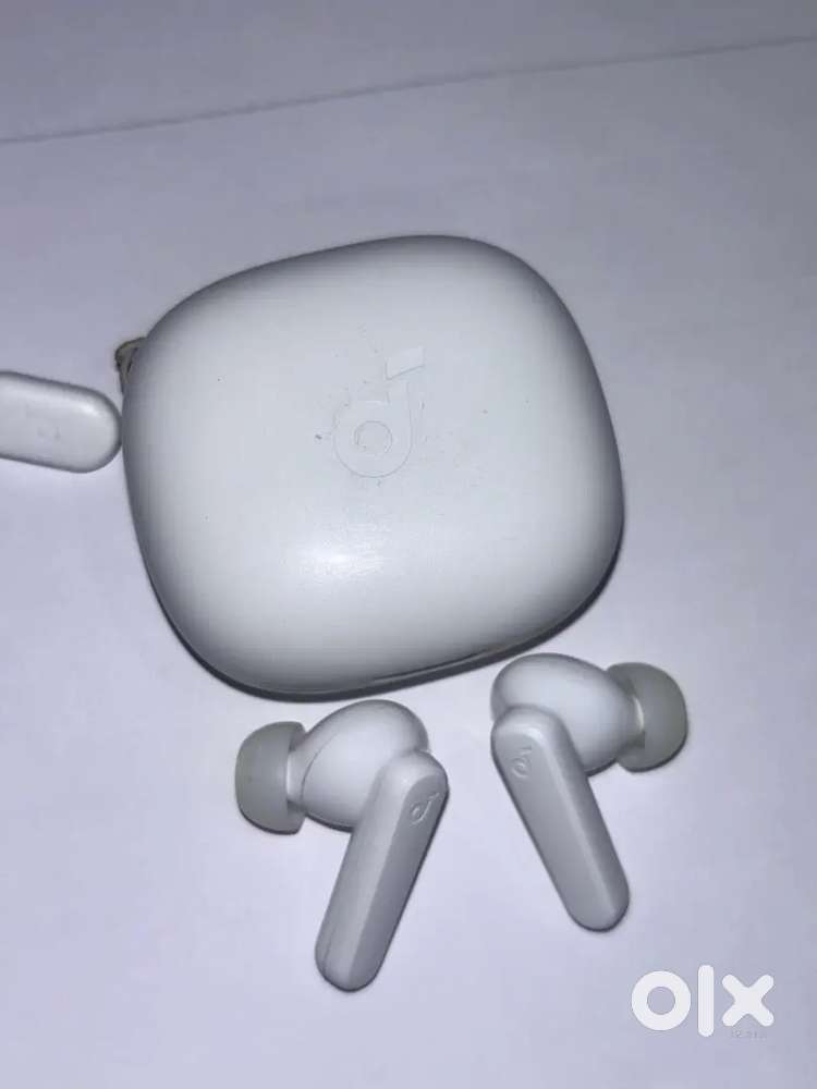 Soundcore P20i Wireless Earbuds – Deep Bass Great Condition