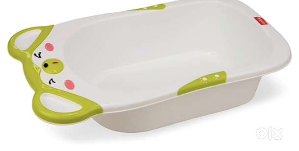 Huny Huny Car seat, Luv Lap Bath tub and BAYBEE Bed Rail