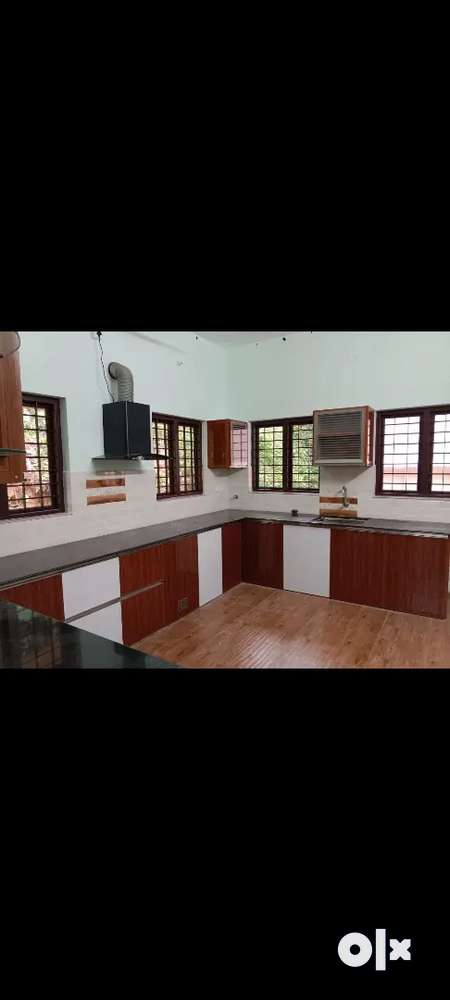 2 bedroom upstairs near CMS college Chungam Kottayam 14k