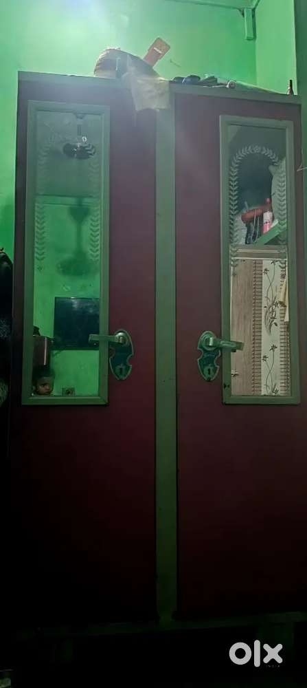 Godrej ka kapat 2Dor nice condition