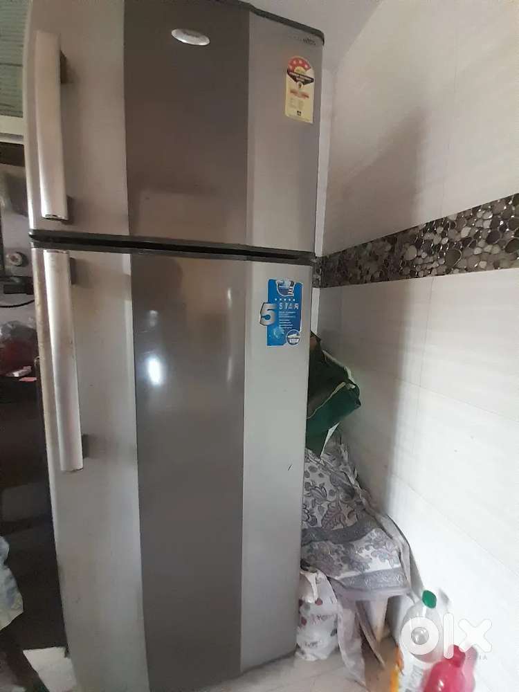Whirlpool 5 Star 250 ltr fridge ready to negotiate