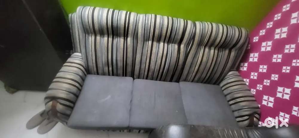 3 seater sofa
