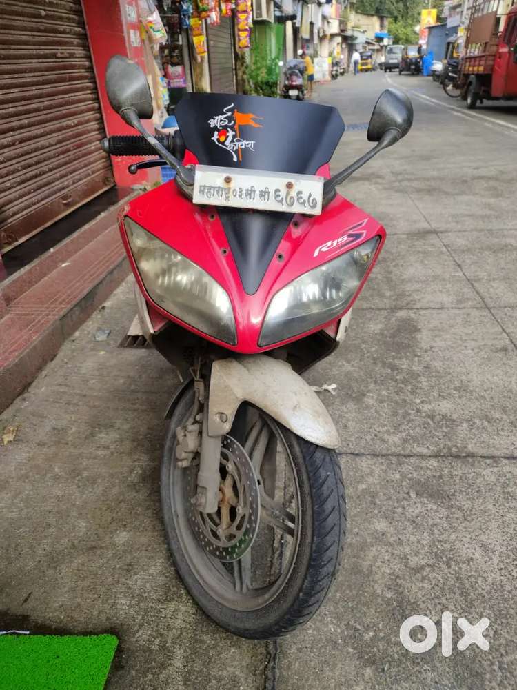 R15: 2016 model in best condition