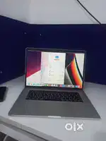 MacBook pro A1990 i7 processor 16GB+256GB