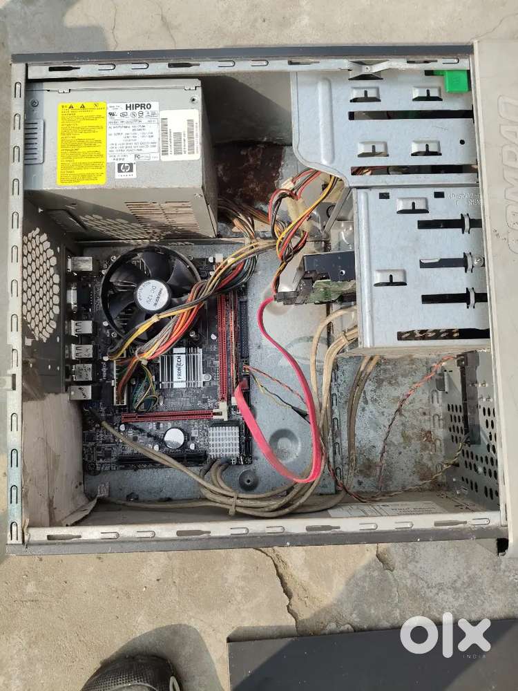 Computer full set Koi khrabi nhi hai