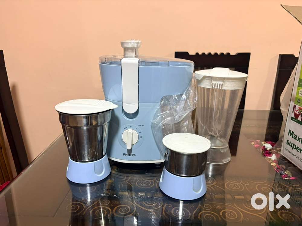 PHILIPS Daily Collection 600 W Juicer Mixer Grinder (HL7576/00)