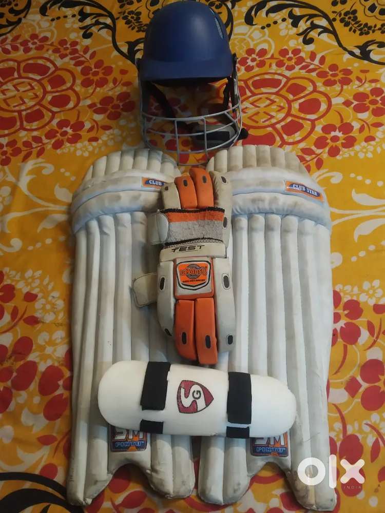 Pad, Hand cloves, Elbow card, Helmet