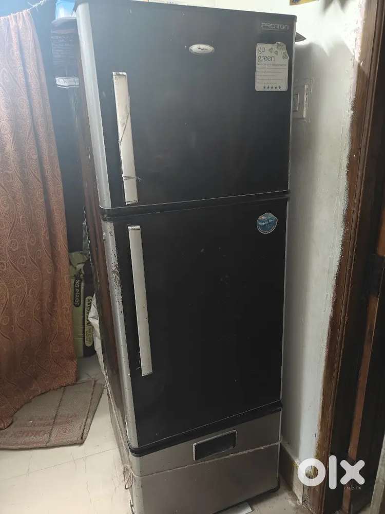 Whirlpool proton 235 litre 3 door refrigerator full working