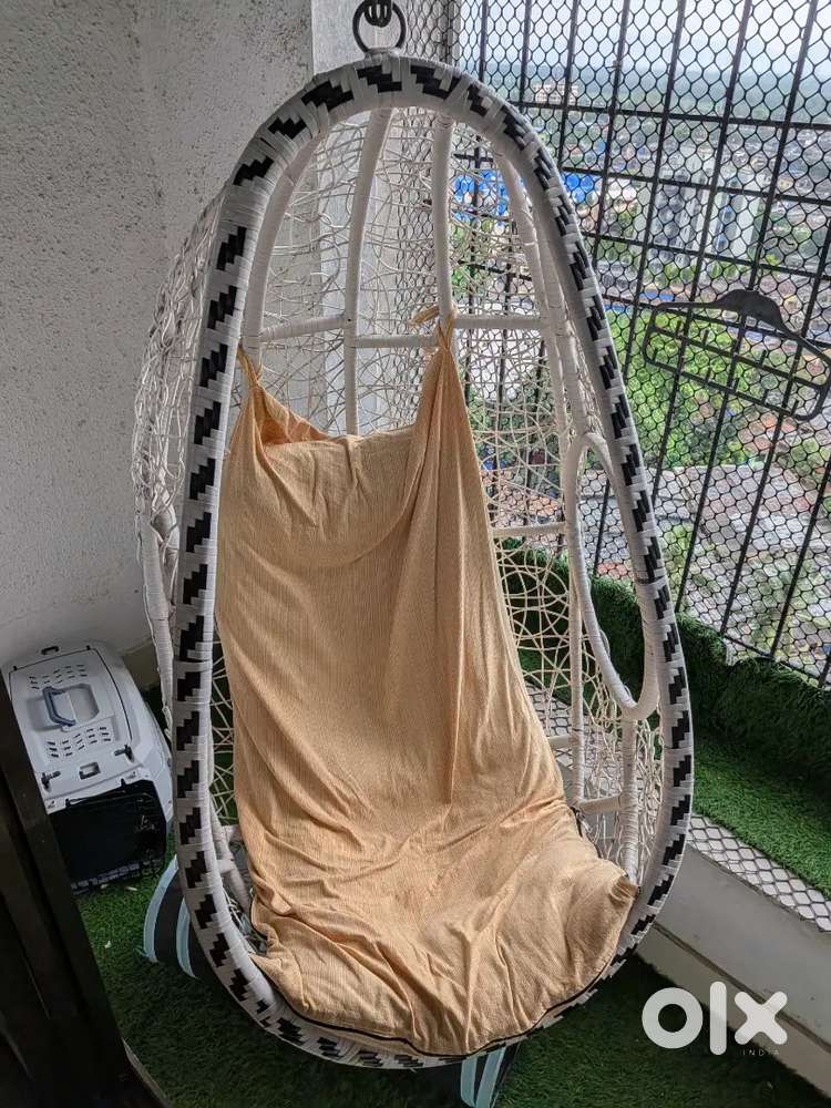 Single Jhoola (Swing)